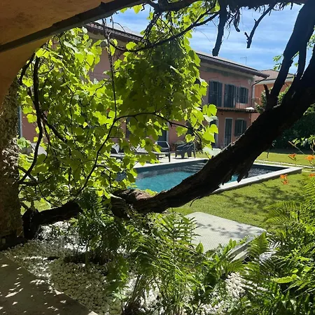 Lu Ortensia Con Piscina * Carignano (Piedmont)